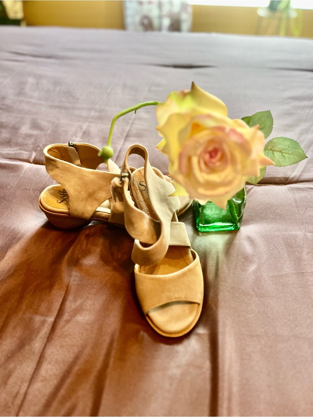 Women’s Open-Toe Suede Sandals in Tan by SOFFT SZ 7.5